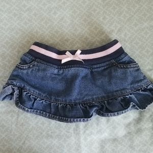 Old Navy Baby Girl denim Skirt size 0-3 months